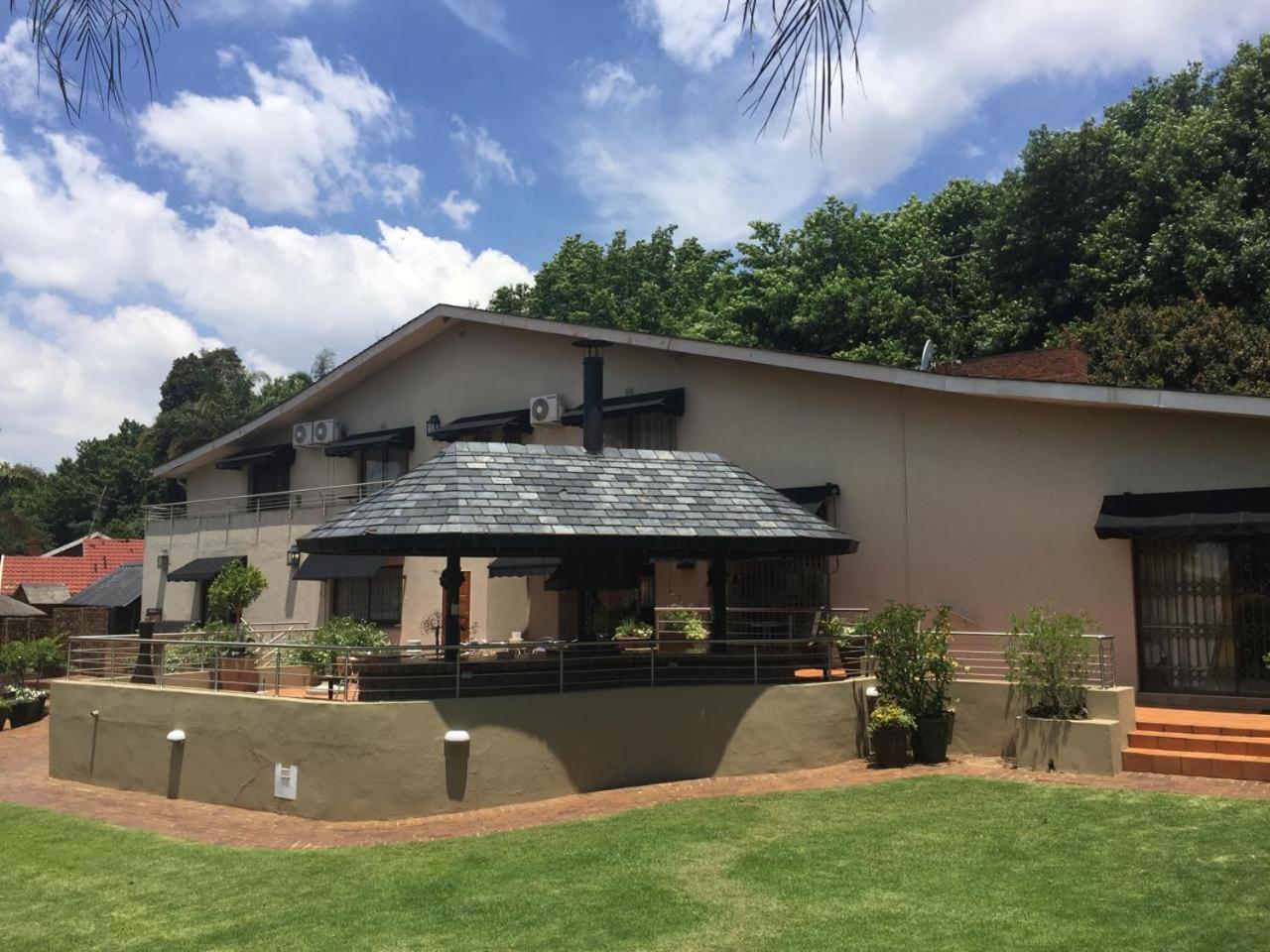 יוהנסבורג 125 On Van Buuren Road Guest House מראה חיצוני תמונה